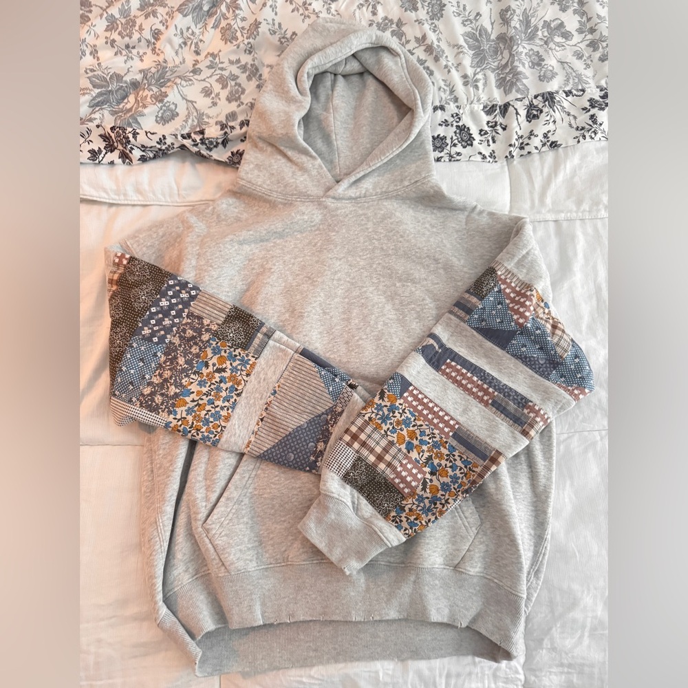 Essential Popover Hoodie